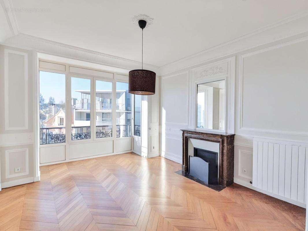 Appartement à SAINT-CLOUD