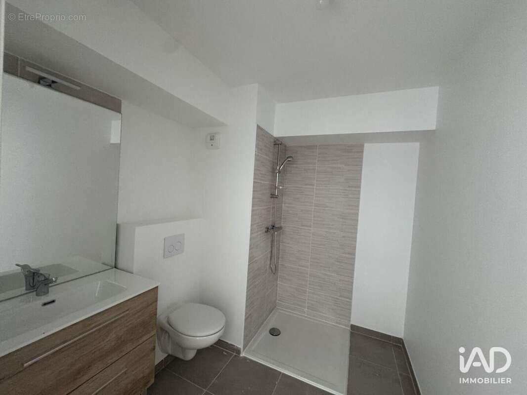 Photo 6 - Appartement à MARSEILLE-10E
