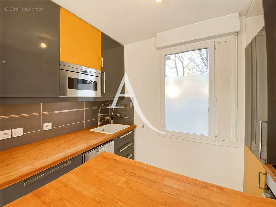 Appartement à BOIS-D'ARCY