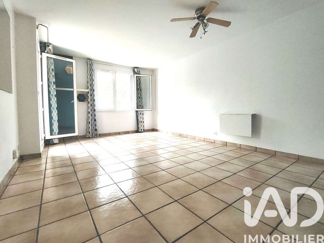 Photo 2 - Appartement à LES ULIS