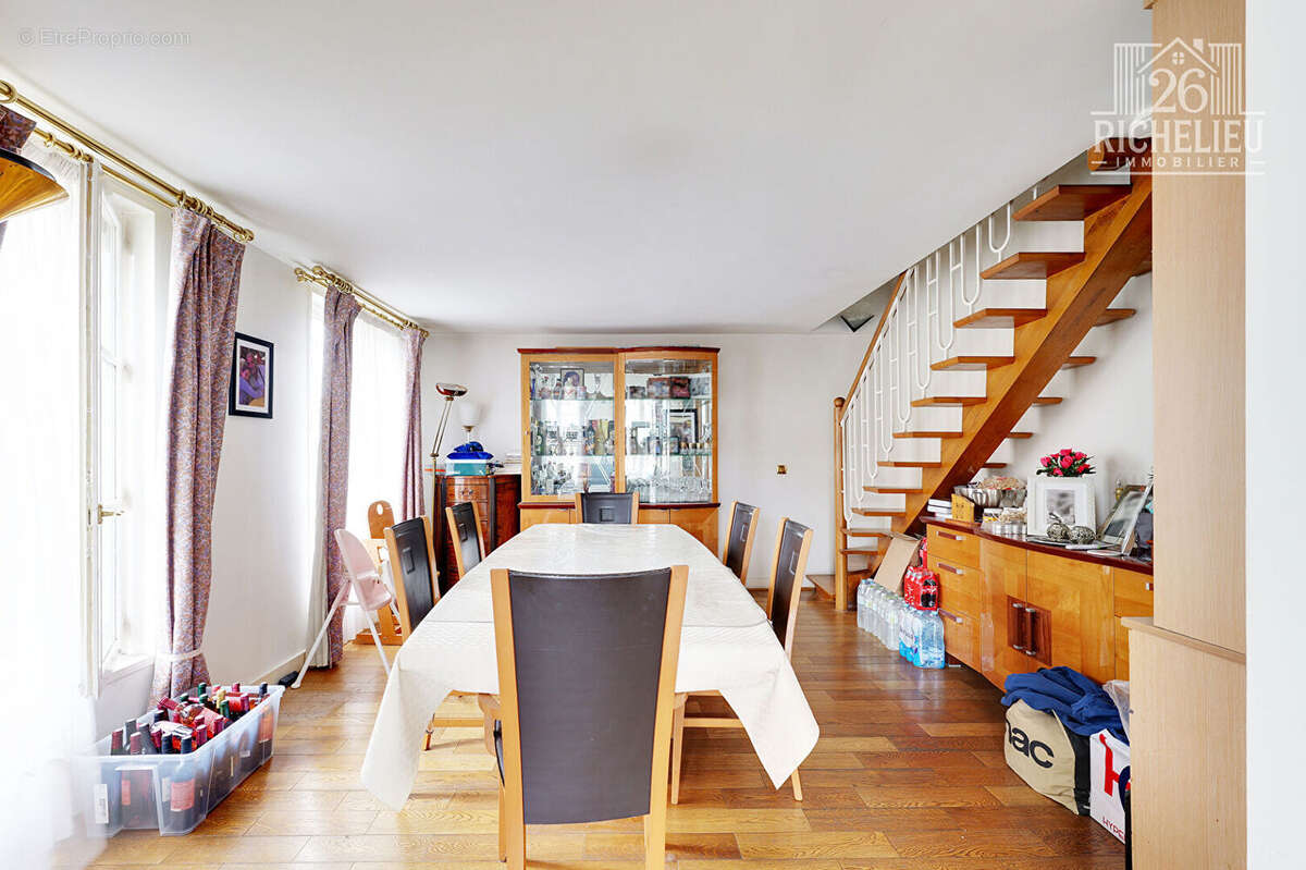 Beau duplex de 152 m2 proche de la Bourse 75002 - photo 3