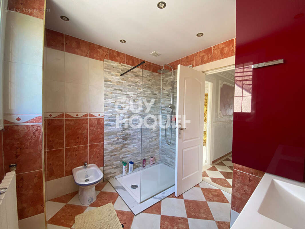 Maison à LE BLANC-MESNIL