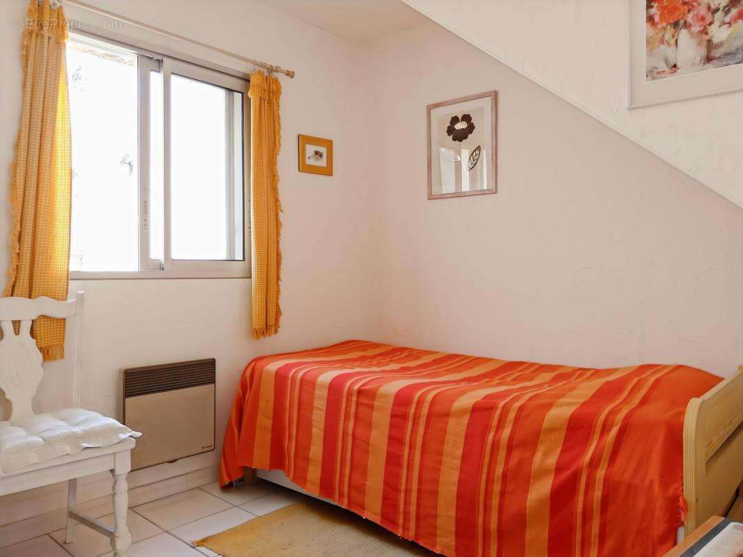 Vente appartement duplex à Marseillan à proximité immédiate de toutes les commodités - photo 9