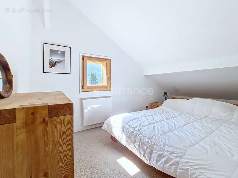 Chalet à vendre 5 pièces LES CONTAMINES MONTJOIE (74) - photo 12
