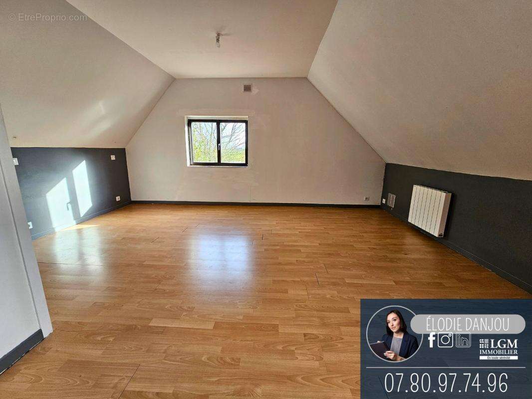 Maison à LE POISLAY