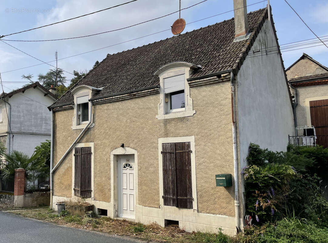 Maison à LA MOTTE-SAINT-JEAN