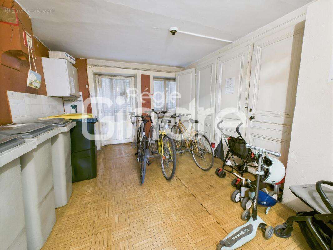 Appartement à LYON-6E