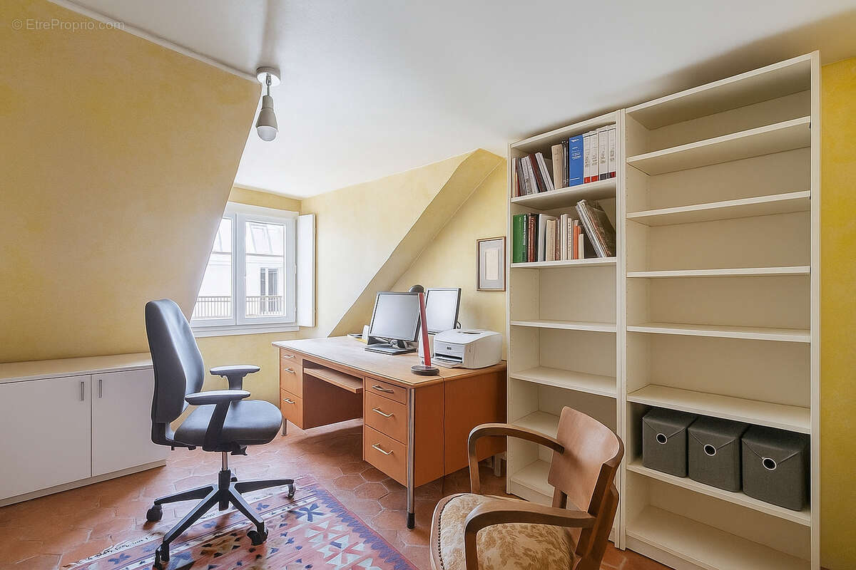 Appartement à PARIS-11E