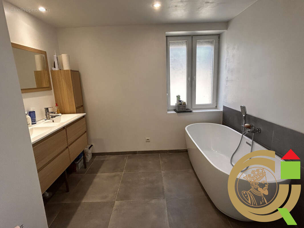 Maison 120 m² à Estree-Wamin  - photo 5