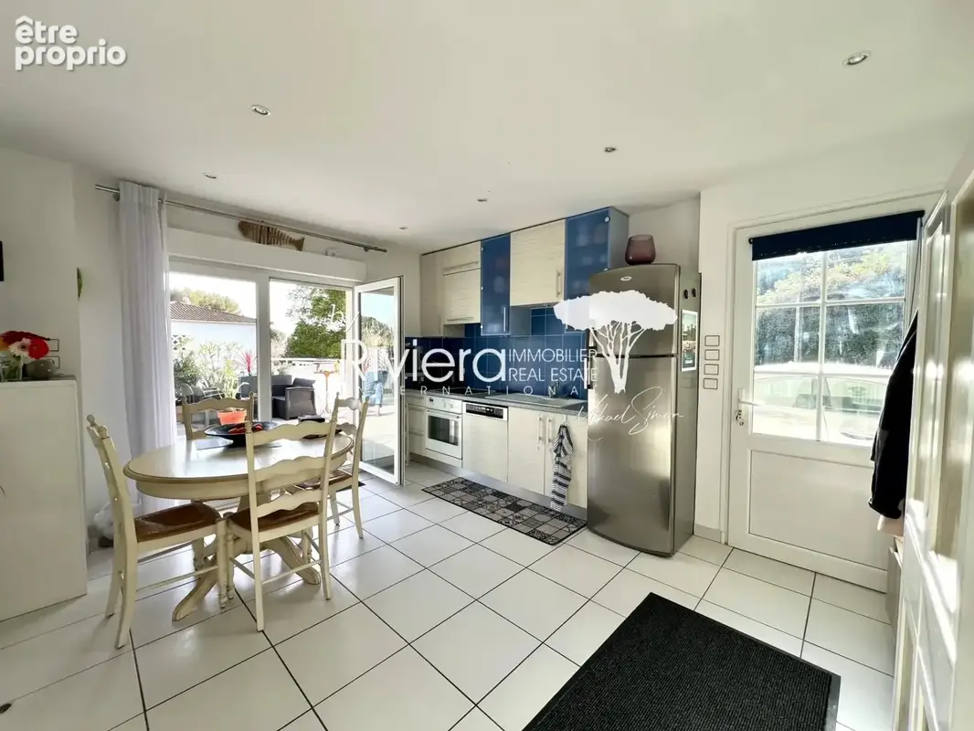 3 pieces de 55m2 avec terrasse et parking proche plage ! - photo 9
