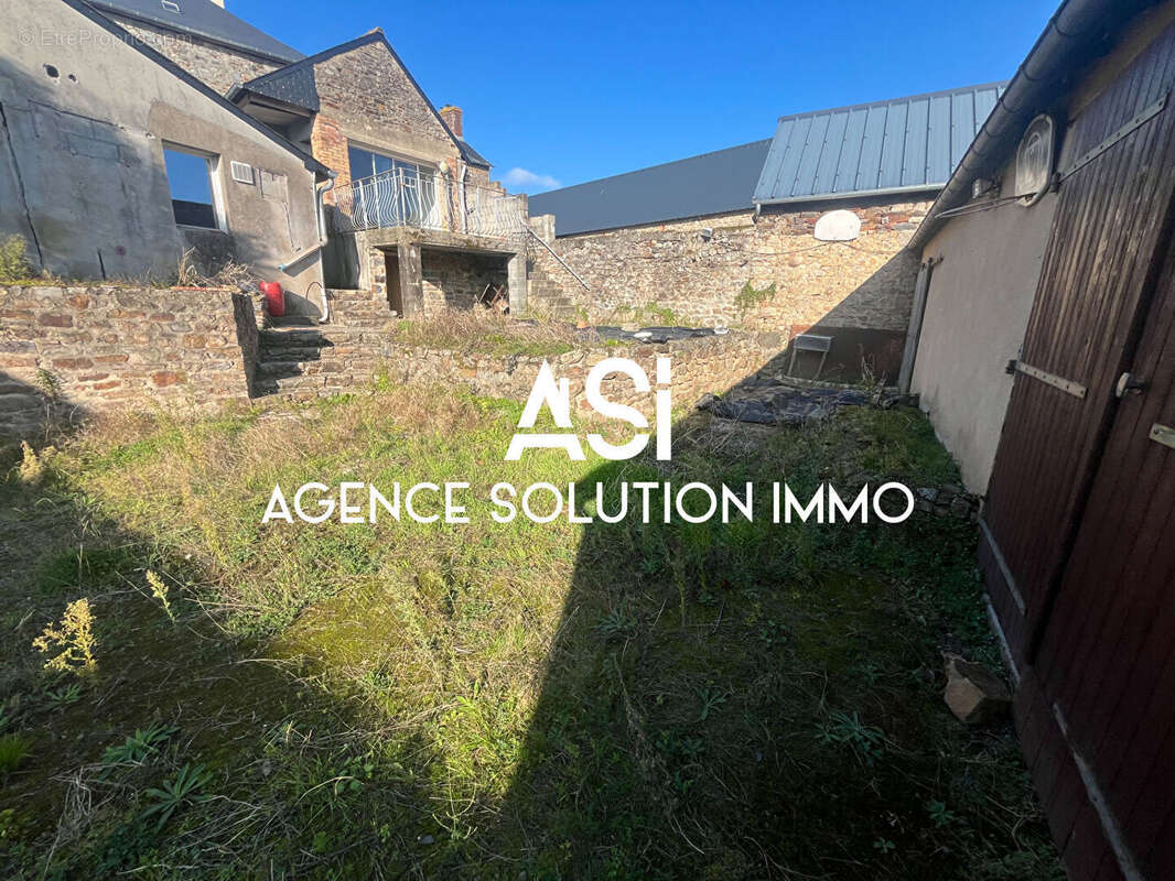 Maison à LA CROIXILLE