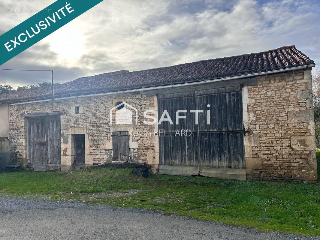 Photo 1 - Terrain à AGRIS