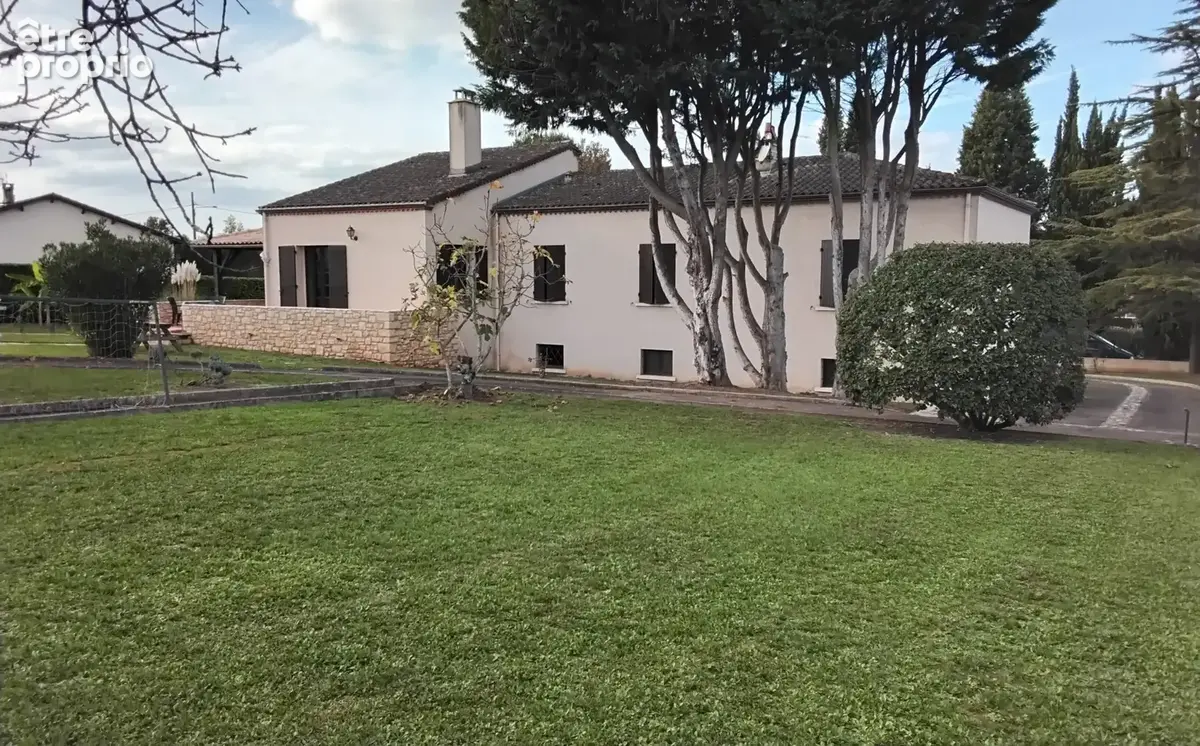 Grande maison semi enterree - photo 4