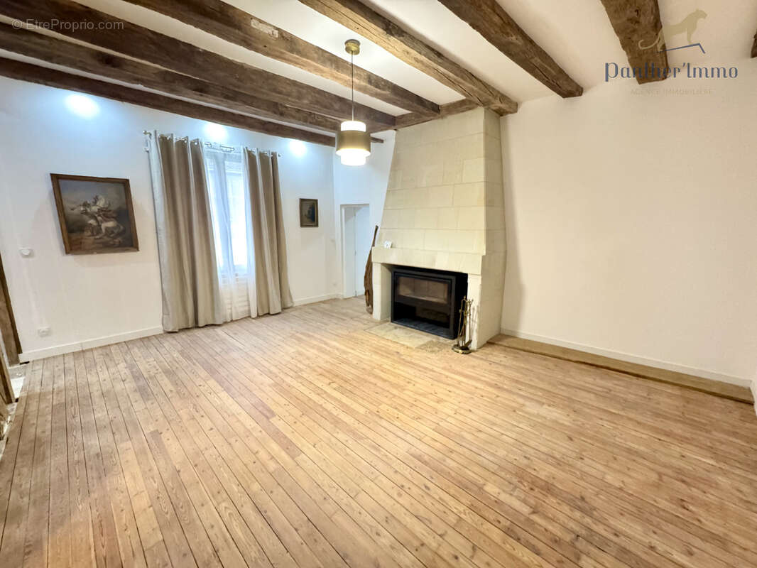 Maison à LUYNES
