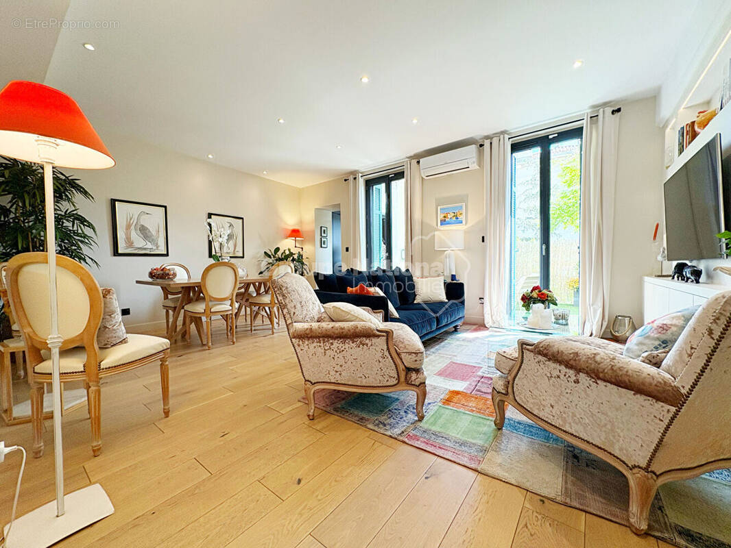 Appartement à SALON-DE-PROVENCE