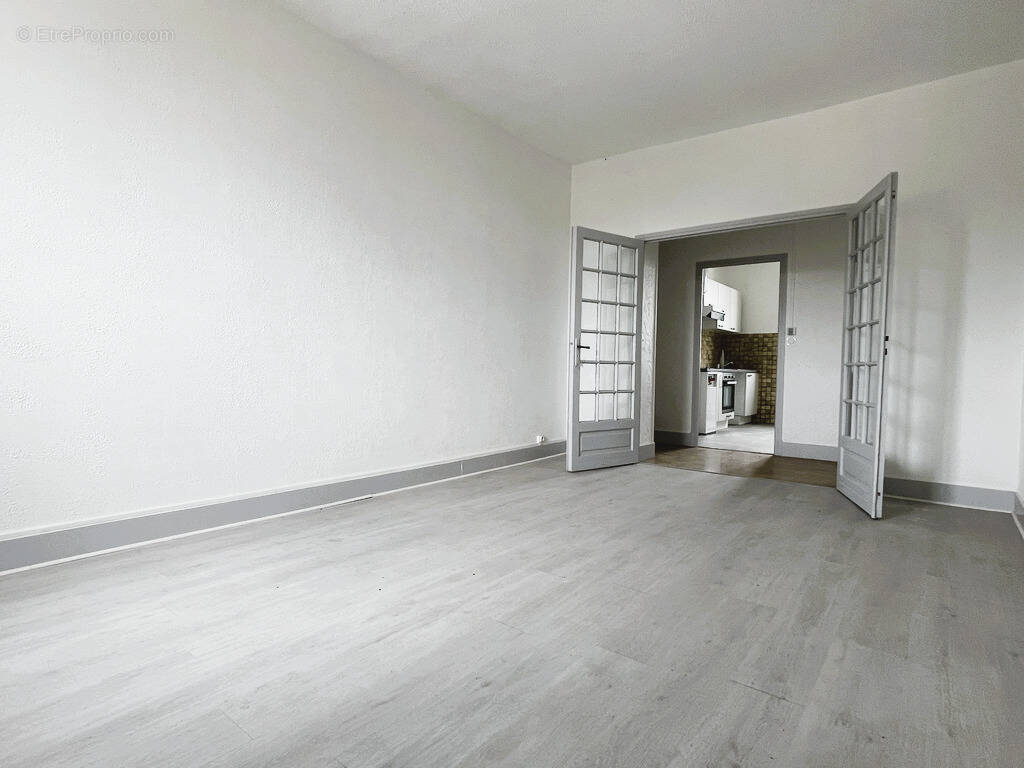 Appartement à VILLARD-BONNOT