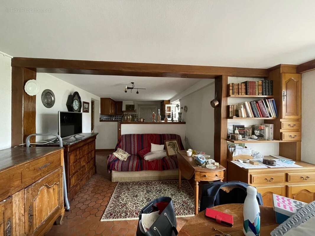À vendre – Maison à rénover avec grand terrain – Quartier du Douet, Saint-Sébastien-sur-Loire - photo 7