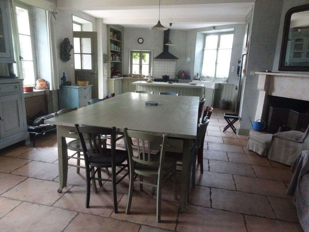 Grande maison de caractère, ancienne abbaye, longère +1771 m² de parc - photo 7