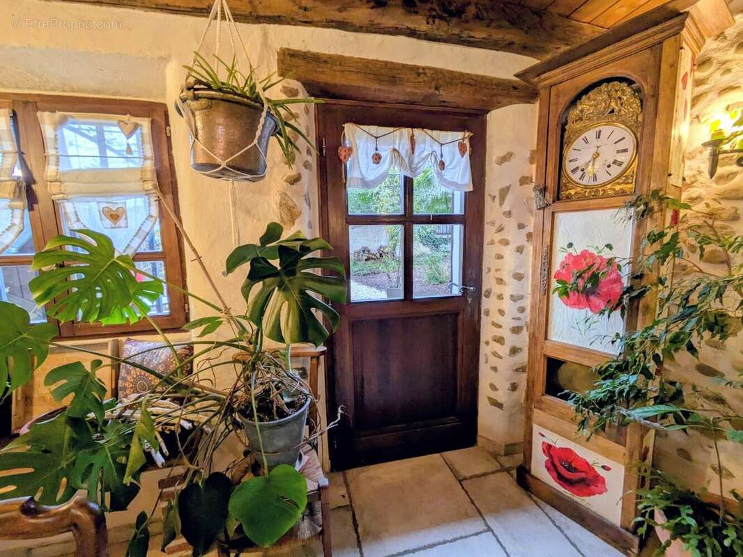 Maison à COISE-SAINT-JEAN-PIED-GAUTHIER