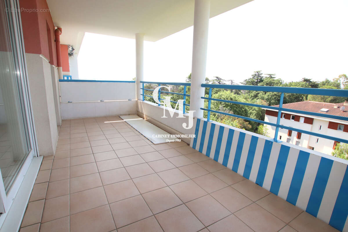 Appartement à FREJUS