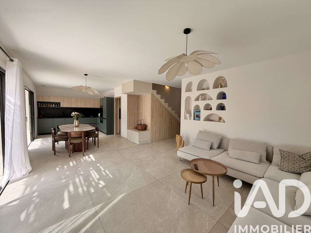 Photo 3 - Maison à PELISSANNE