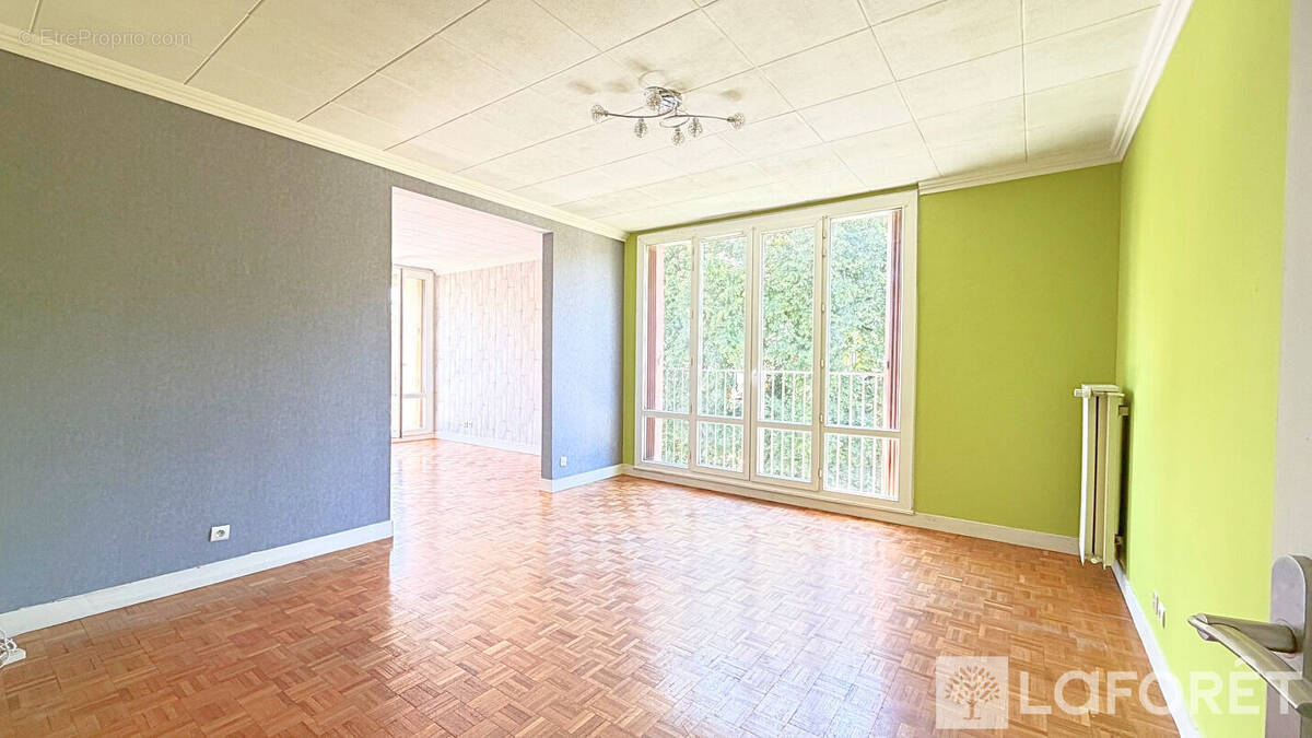 Appartement à LA MULATIERE