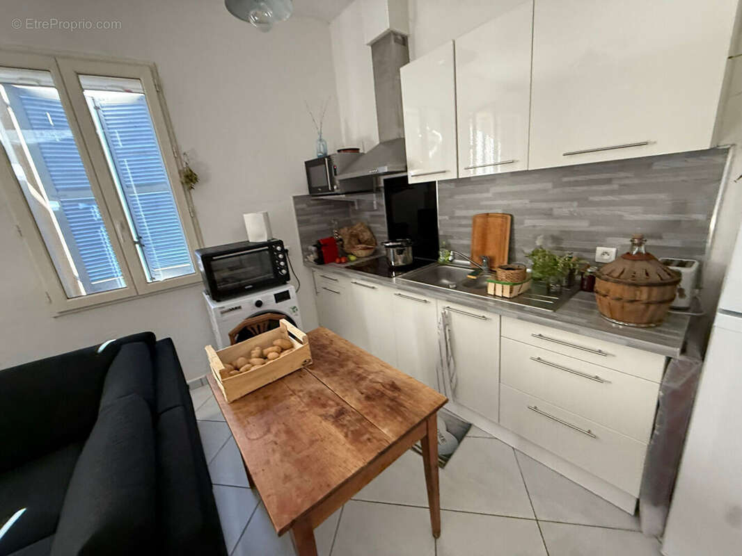 Appartement à LANCON-PROVENCE