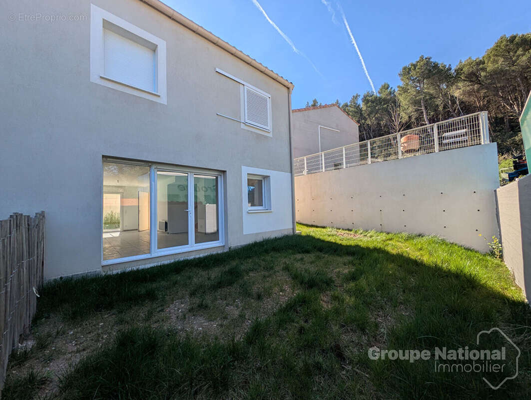 Maison à ORGON