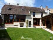 Venez découvrir cette belle maison en pierre de 173 m² sur un terrain de 1555 m². - Maison à MILLY-LA-FORET