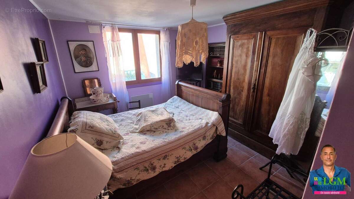 Maison à ROBIAC-ROCHESSADOULE