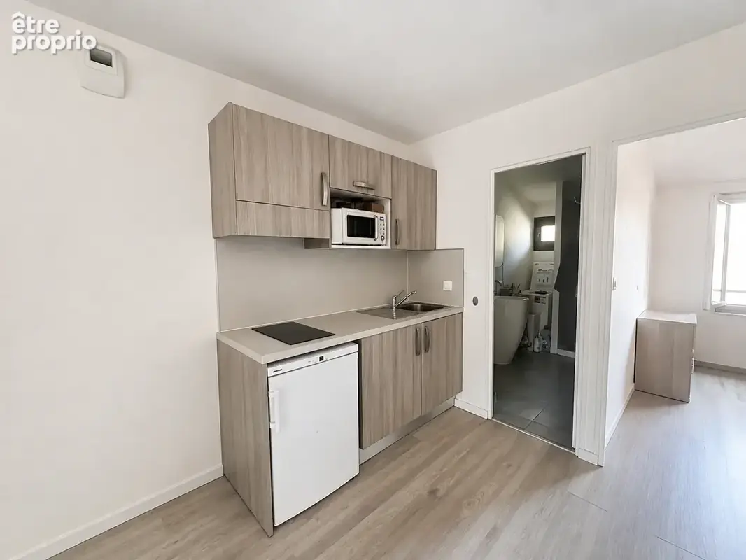 Immeuble à vendre - 3 appartements et 1 grande cave loués - photo 4