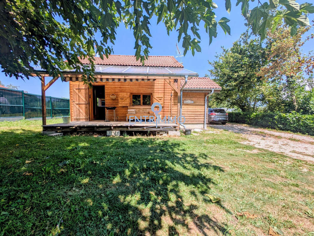 Maison 57 m² à Saint-Ours  - photo 4