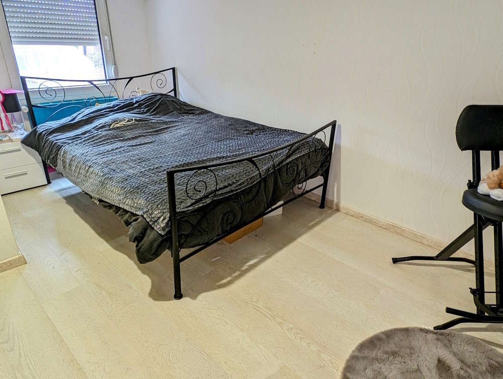 Maison de 120m² avec piscine couverte - photo 4