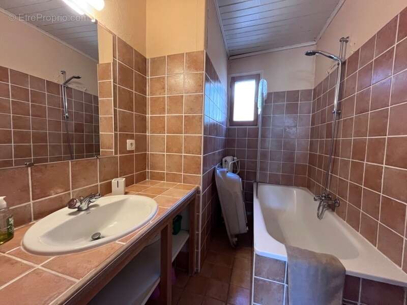 Maison à vendre 6 pièces LA LLAGONNE (66) - photo 5
