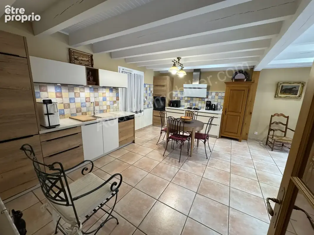 Maison avec garage et jardin - photo 5