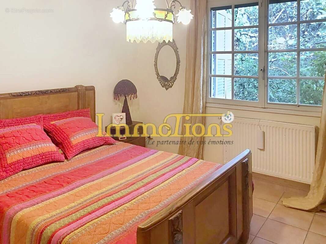 Maison à SAINT-LATTIER