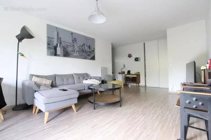 Appartement à LE PONT-DE-CLAIX