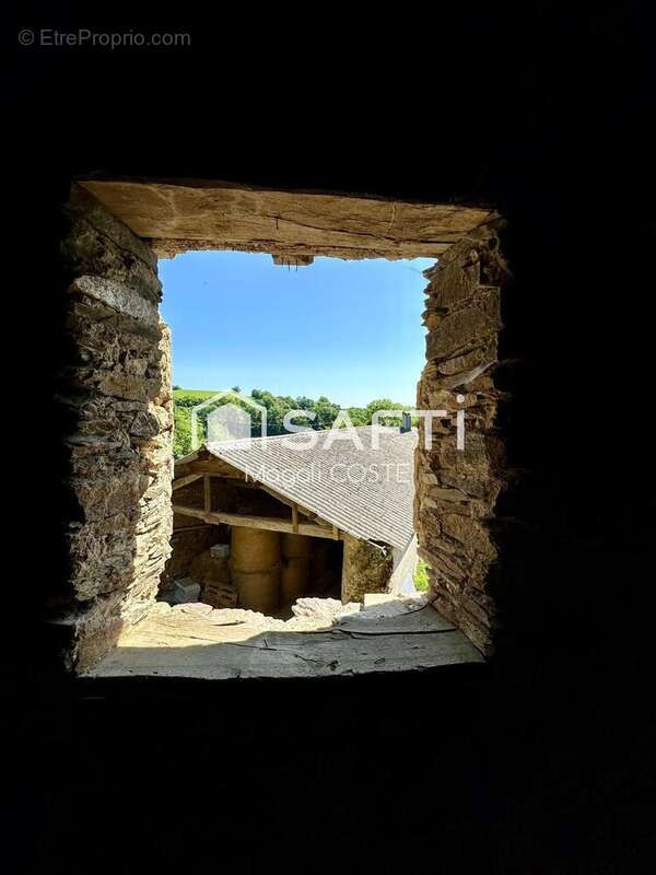 Photo 2 - Maison à SAINT-PIERRE-DE-TRIVISY