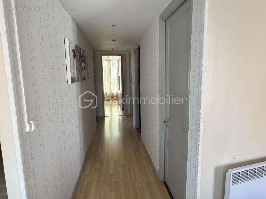 Appartement à LEZIGNAN-CORBIERES