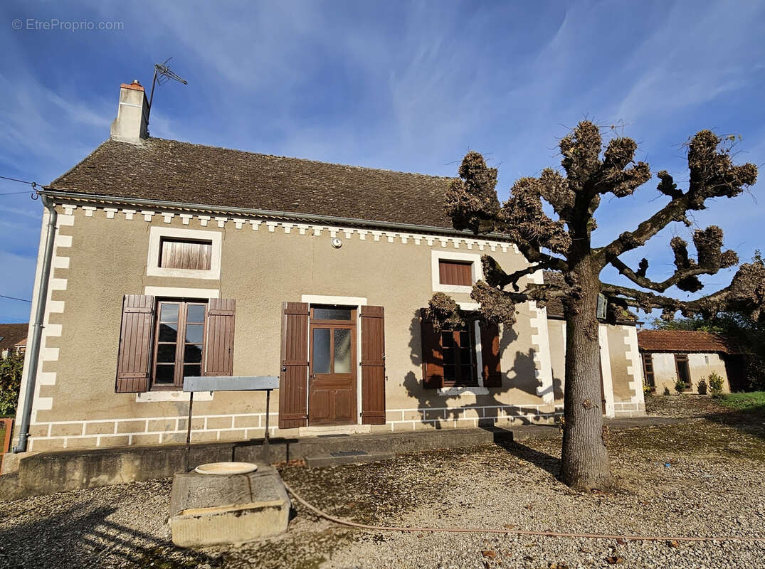 Maison à VERDUN-SUR-LE-DOUBS