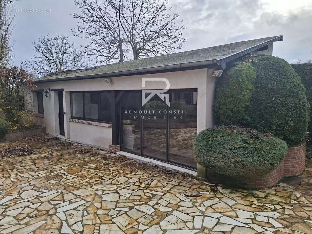 Maison à BEAUMONT-LE-ROGER