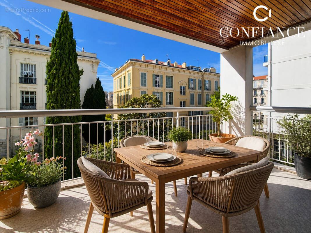 Appartement à NICE