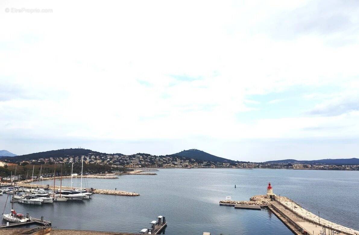 Appartement à SANARY-SUR-MER
