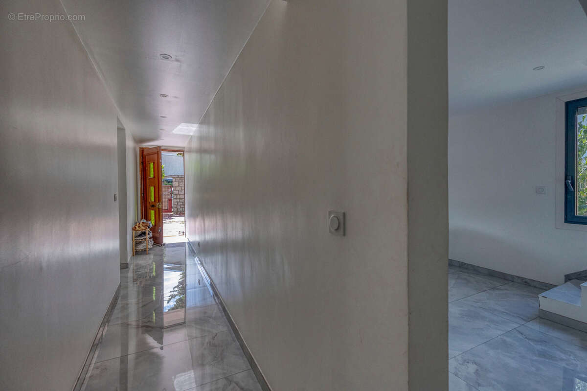 Maison à LE PONT-DE-CLAIX