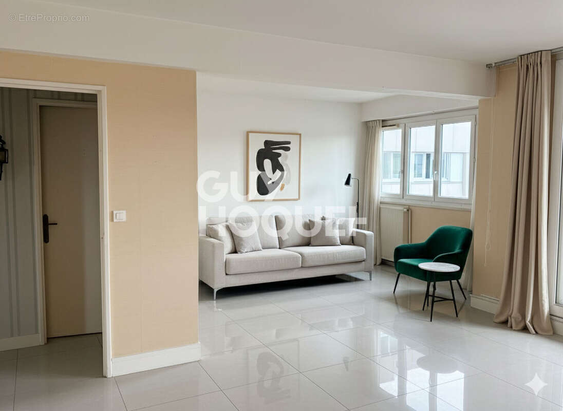 Appartement à PUTEAUX