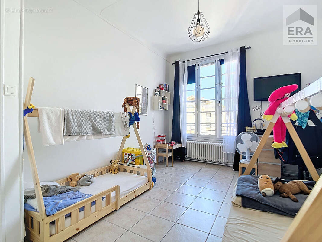 Appartement à MARSEILLE-7E
