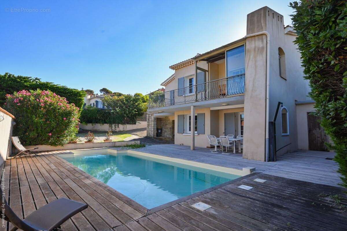 Maison à SANARY-SUR-MER