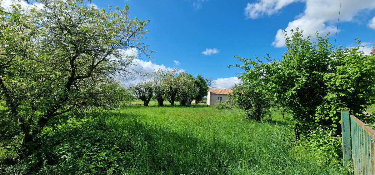 Terrain à PLEUMARTIN