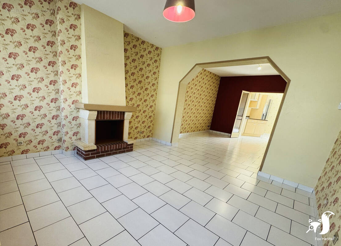 Maison à NEUVILLE-SAINT-REMY