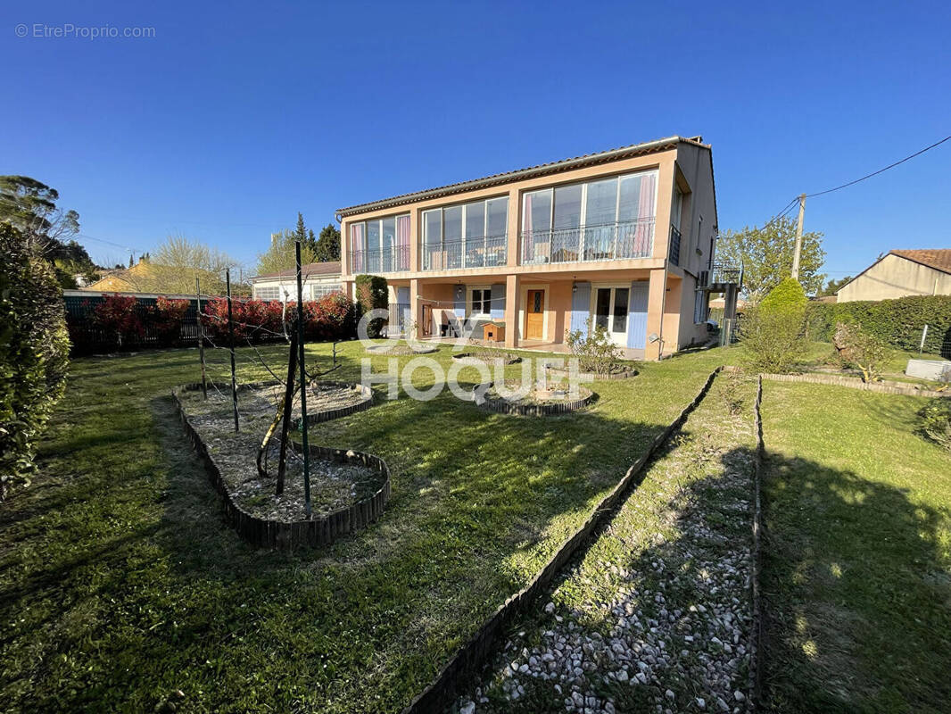 Maison à CAUMONT-SUR-DURANCE